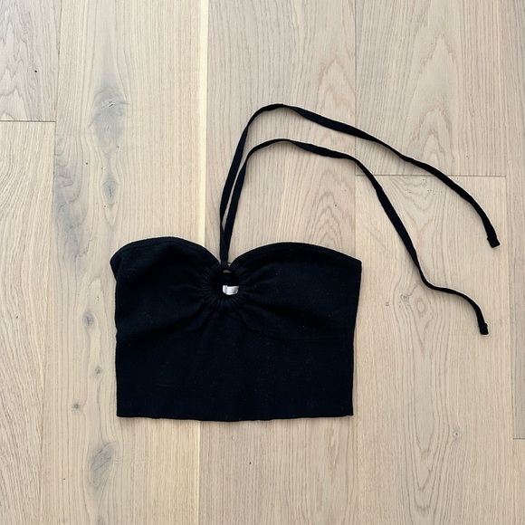 cropped black halter top - Picture 2 of 4